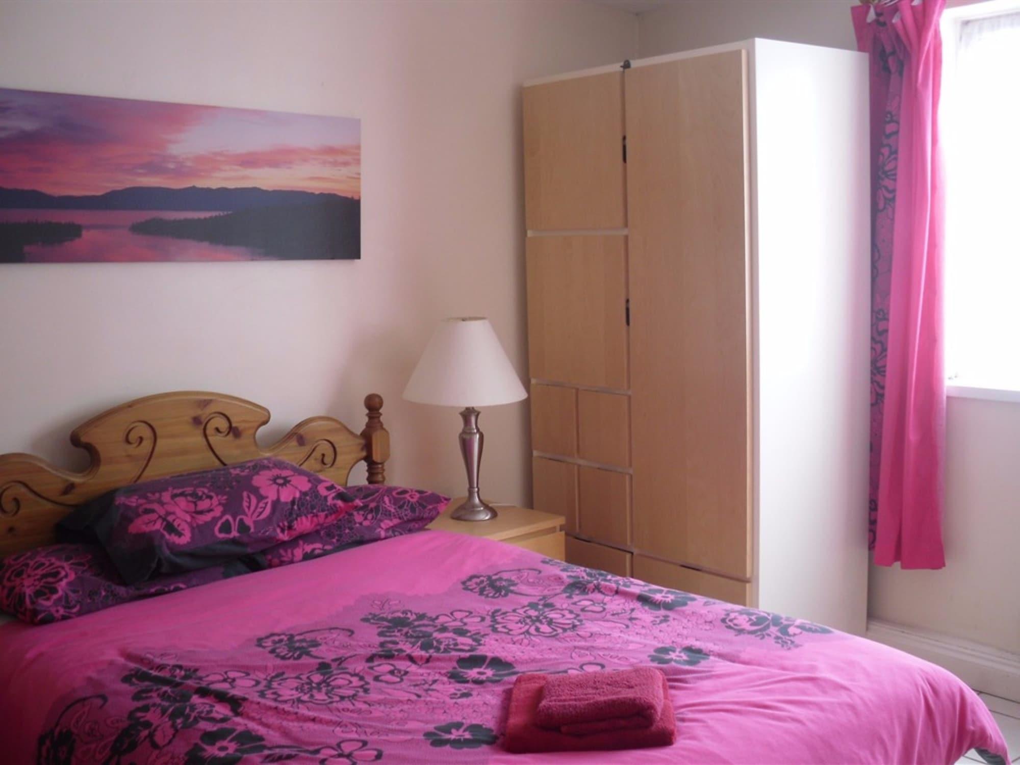 Llanion Lodge Saint Florence Екстер'єр фото