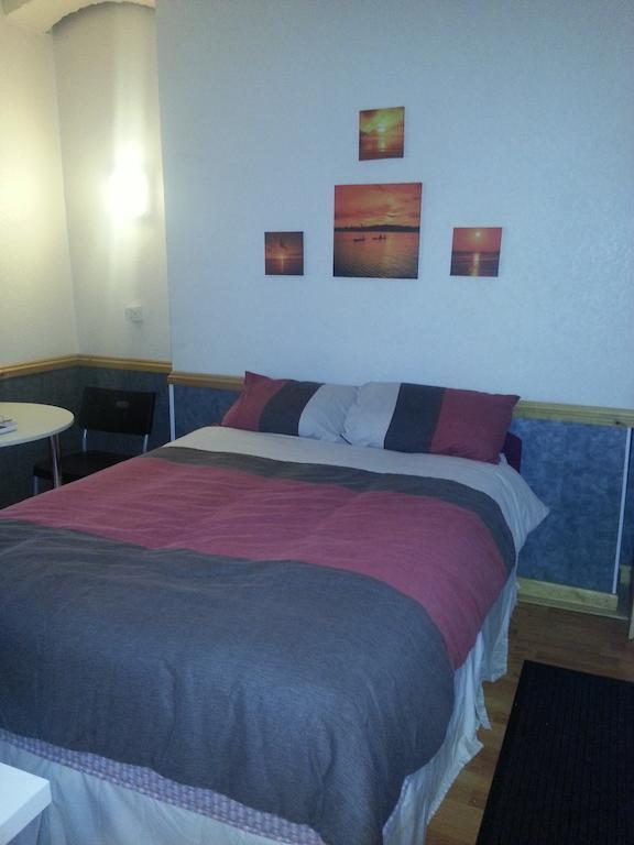 Llanion Lodge Saint Florence Екстер'єр фото